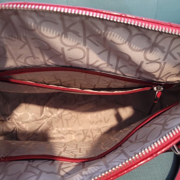 Red leather bag - Picture 3 of 3